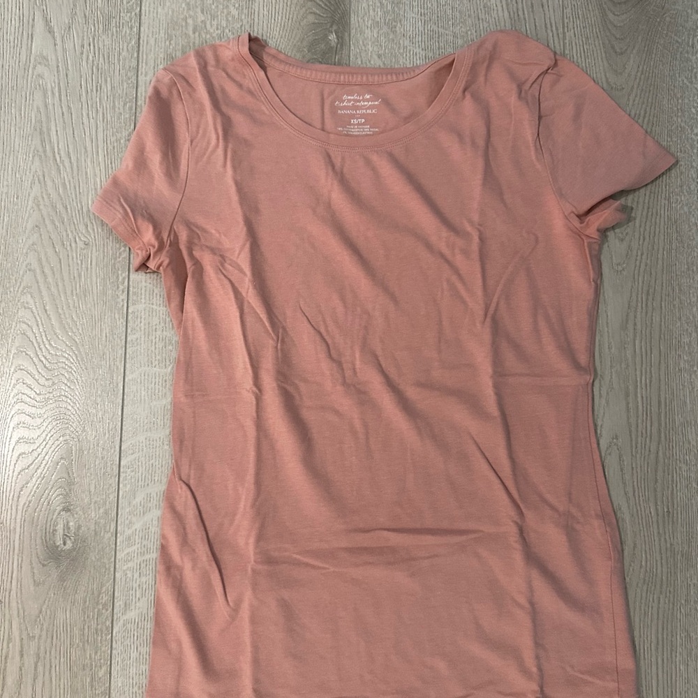 Banana Republic Soft Pink Short Sleeve Tee